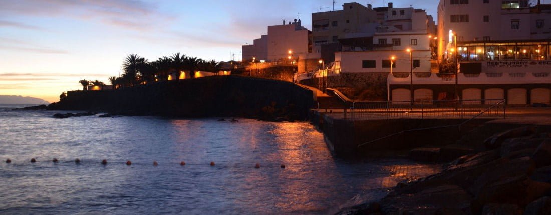 Go night diving with us